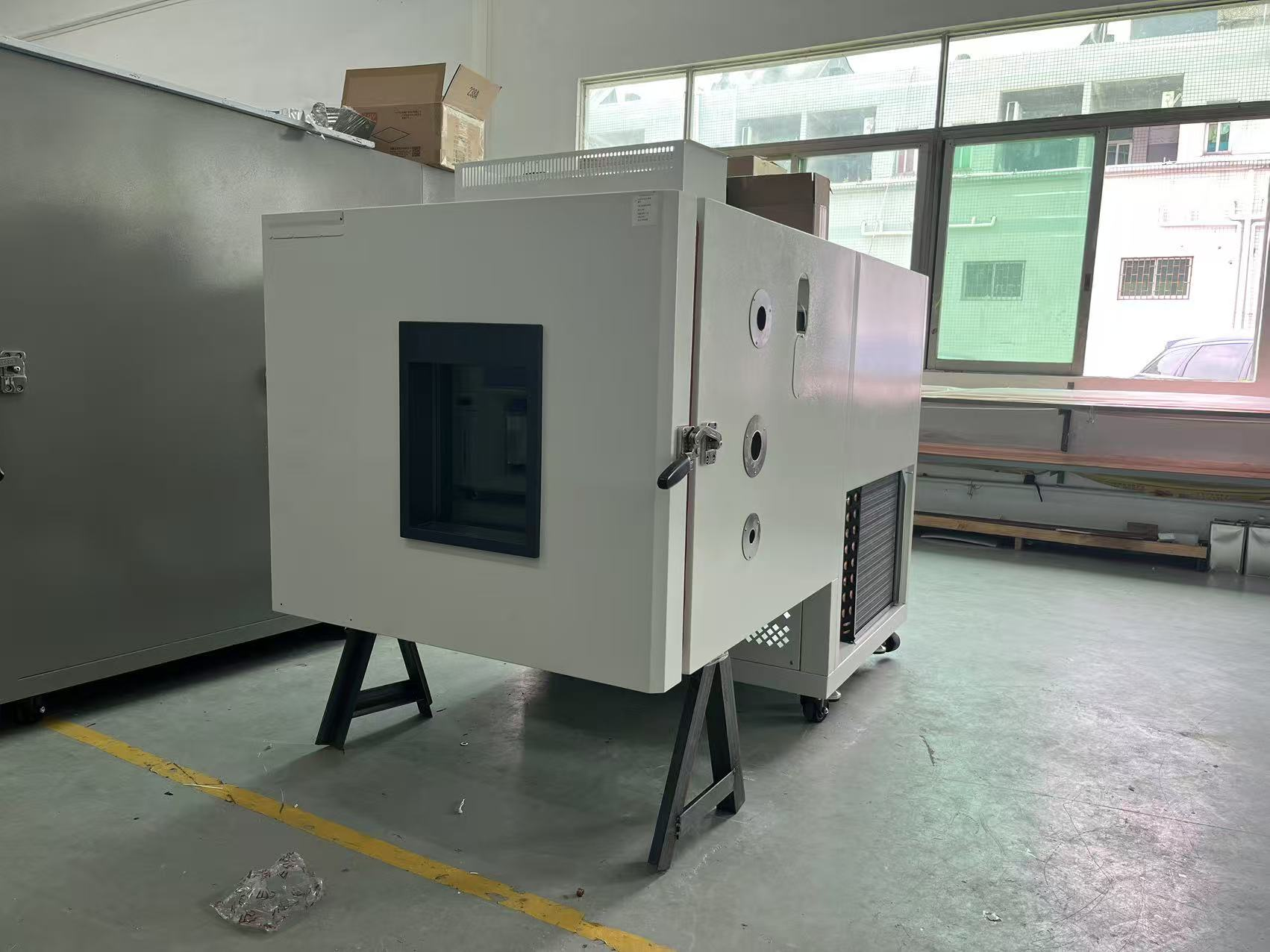 湖南客戶定制326升高低溫非標(biāo)試驗箱 湖南客戶定制326升高低溫非標(biāo)試驗箱